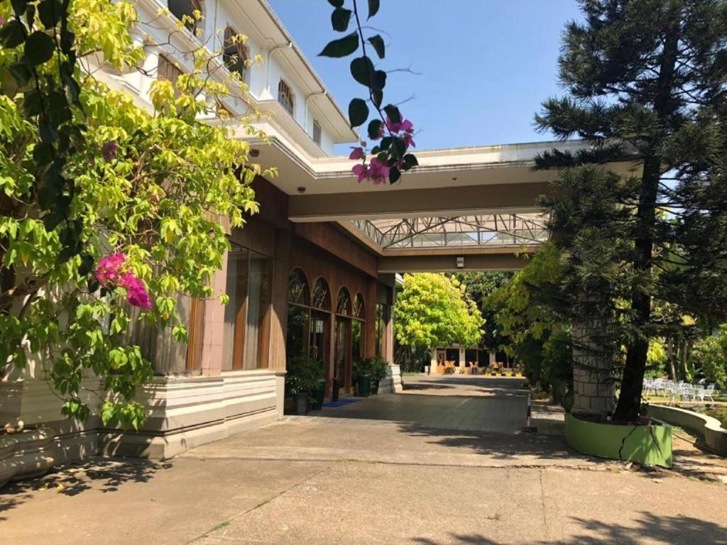 Yuzana Garden Hotel Yangon Luaran gambar